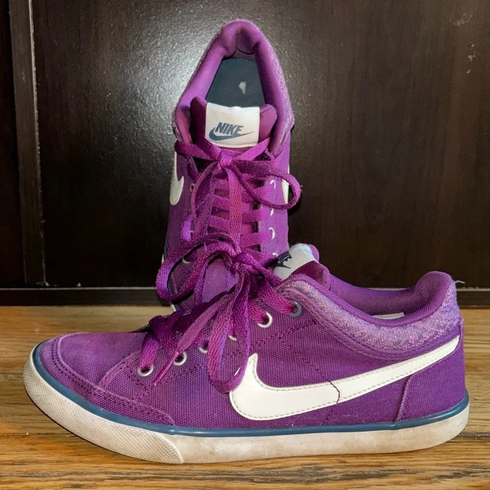 NIKE Womens Purple  Capri III Canvas Skate Sneaker women’s size 6 youth 4.5 - Picture 3 of 11